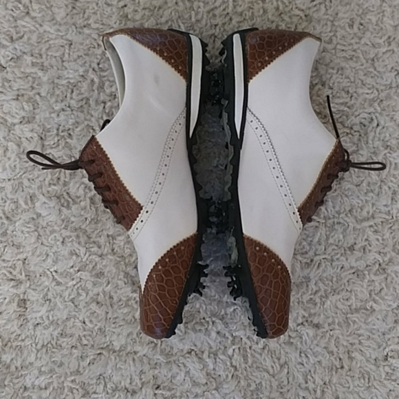 Footjoy Golf Shoes. - Picture 4 of 9